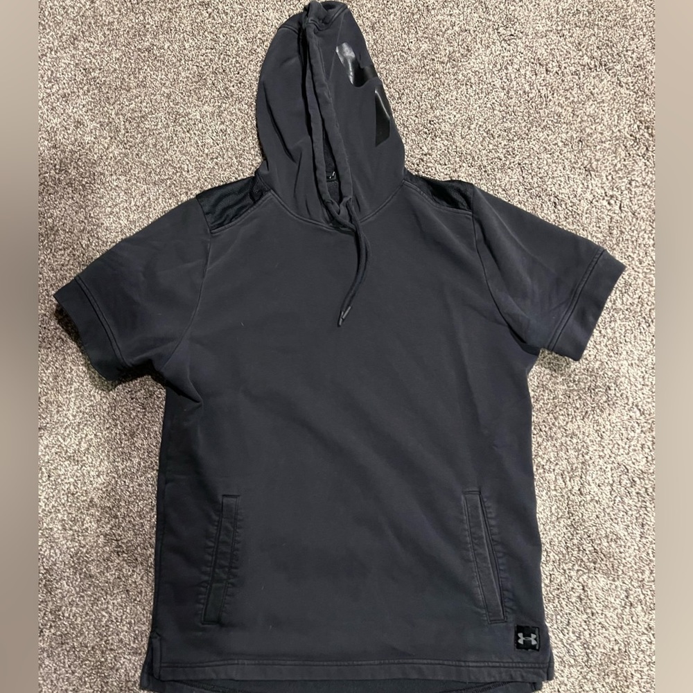 Men’s Under Armor T-Hoodie